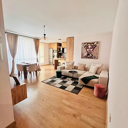 Raya Διαμέρισμα